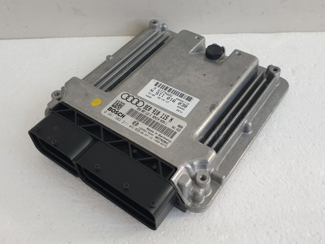 511365 Audi A4 TFSI Motorvezérlő, 0261S02211, 8E0910115N. Bosch.