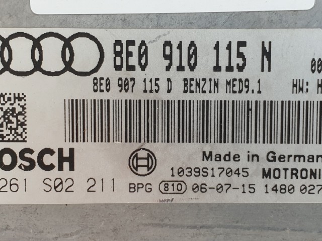 511365 Audi A4 TFSI Motorvezérlő, 0261S02211, 8E0910115N. Bosch.