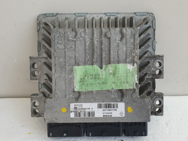 511366 Renault Scenic 3, Motorvezérlő, 237100777R, S180067109A, Continental.
