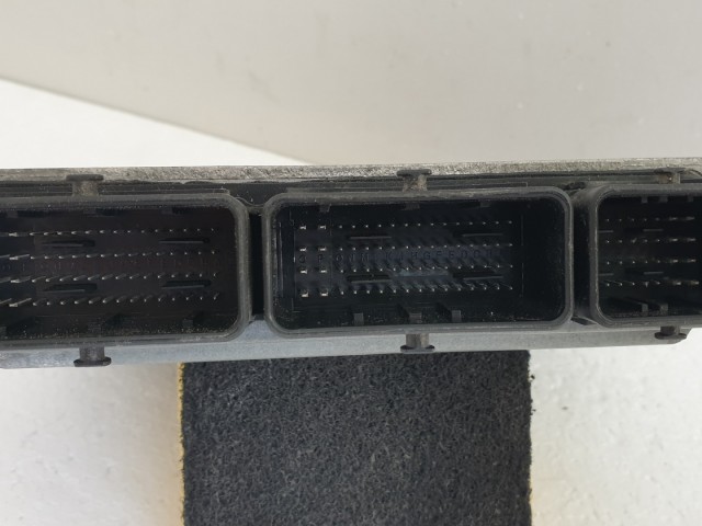 511368 Renault Megane 3, Motorvezérlő, 237100307R, S180067106A, Continental.