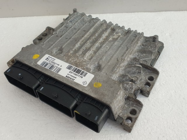 511371 Renault Megane 3, Motorvezérlő, 237100777R, S180067109A, Continental.