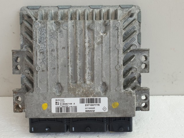511371 Renault Megane 3, Motorvezérlő, 237100777R, S180067109A, Continental.