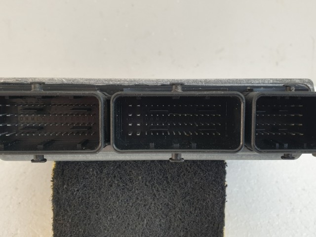 511372 Renault Megane 3, Motorvezérlő, 237101478R, S180067143A, Continental.