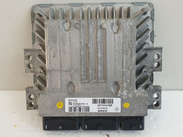 511372 Renault Megane 3, Motorvezérlő, 237101478R, S180067143A, Continental.
