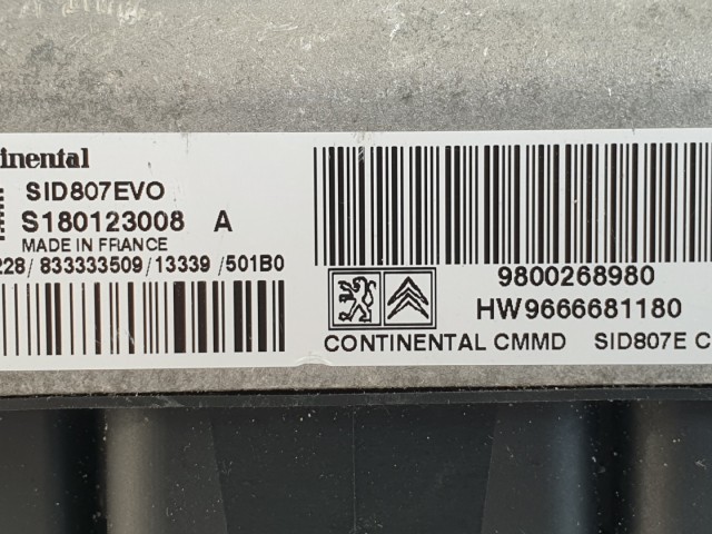 511373 Citroen DS4, Motorvezérlő, 9800268980, S180123008A, Continental.