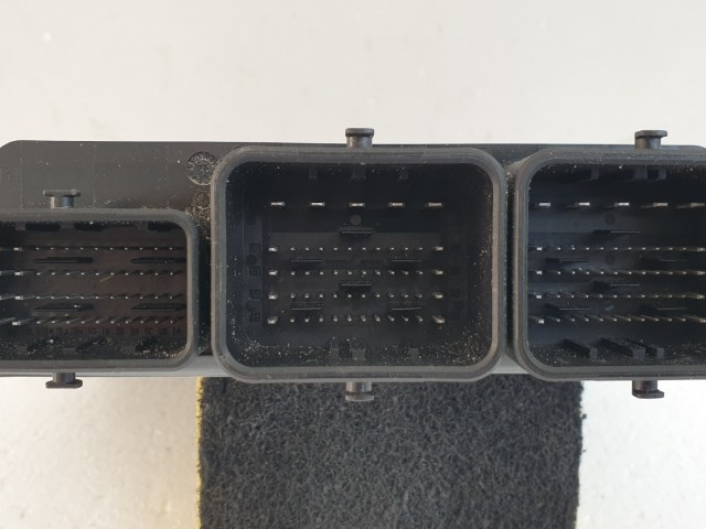 511373 Citroen DS4, Motorvezérlő, 9800268980, S180123008A, Continental.