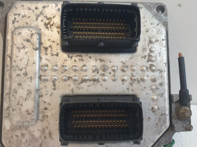 511382 Opel Vectra C, Motorvezérlő, 5WK9407, 55355631, Siemens.