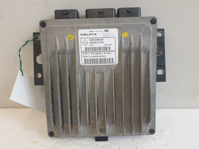 511386 Renault Clio 3, Motorvezérlő, 8200513163, 8200399038, Delphi.