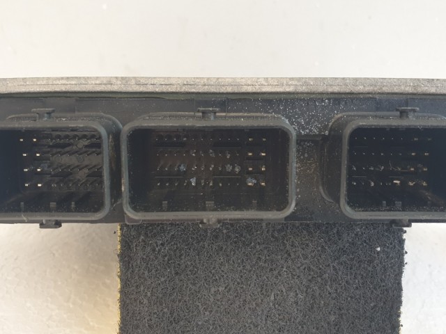 511387 Renault Clio 3, Motorvezérlő, 8200619409, 8200911560, Delphi.