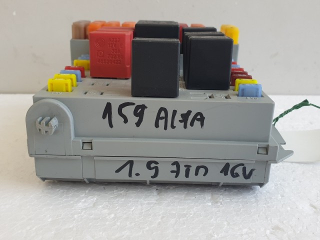511415 Alfa Romeo 159, 1.9 Jtd, Biztosítéktábla, 50508214, Külső.