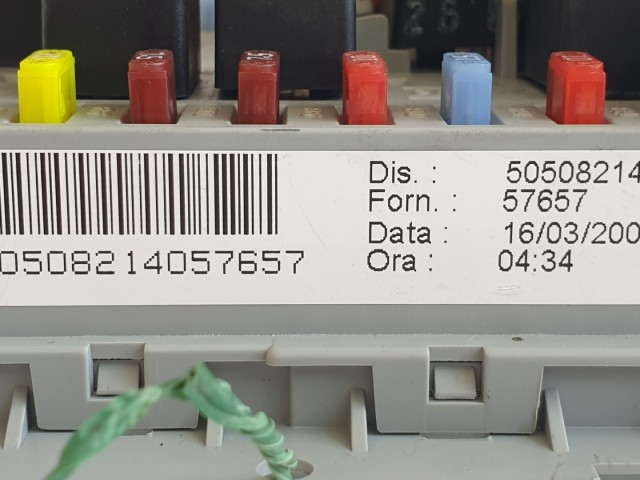 511415 Alfa Romeo 159, 1.9 Jtd, Biztosítéktábla, 50508214, Külső.
