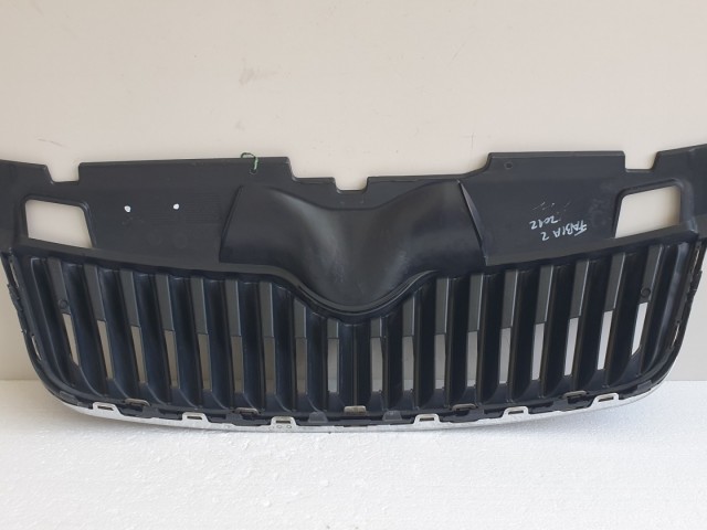 511423 Skoda Fabia 2, 2012, Hűtőrács, Hűtőmaszk, 5J0853668C.