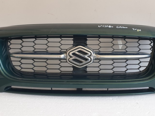 511426 Suzuki Grand Vitara, 2002, Hűtőrács, 72111-65DA0, Díszrács.