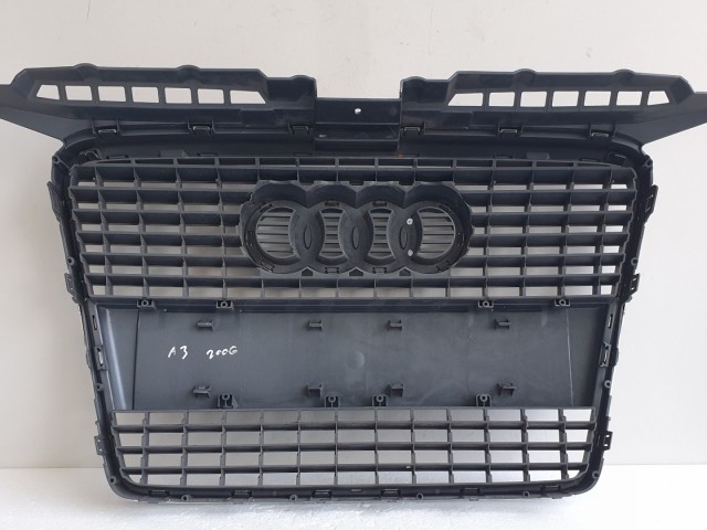 511430 Audi A3, 2006, Hűtőrács, 8P0853651, Díszrács, Hűtőmaszk.