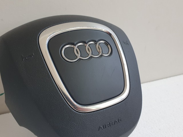 511220 Audi A4 B8, Kormánylégzsák, Légzsák, 4 Águ Kormányba, 2 Csati.