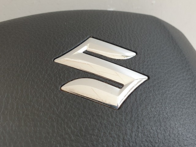 511251 Suzuki Celerio, 2015, Kormánylégzsák, Légzsák, 3 Águ, 1 Csati.