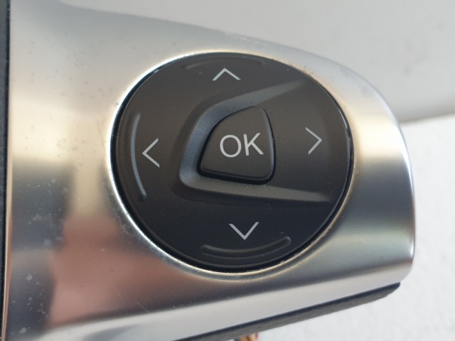 511267 Ford Focus 3, 2011, Kormánylégzsák, Légzsák, 4 Águ, 1 Csati.