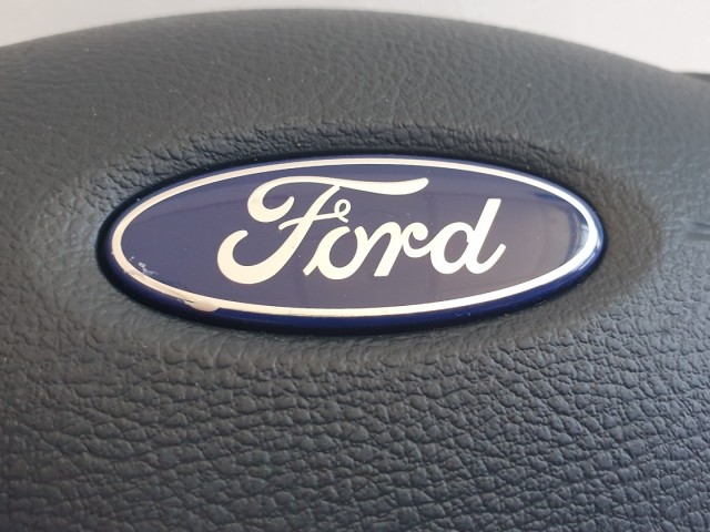 511271 Ford Fiesta 2010, Kormánylégzsák, Légzsák, 3 Águ, 1 Csati.