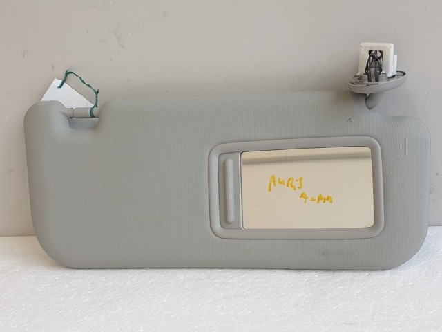 511505 Toyota Auris 2008, Jobb Oldali Napellenző, Tükörrel Szerelt