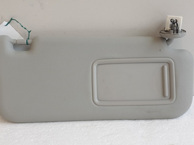 511505 Toyota Auris 2008, Jobb Oldali Napellenző, Tükörrel Szerelt