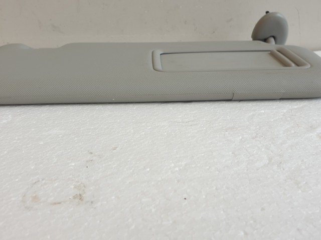 511505 Toyota Auris 2008, Jobb Oldali Napellenző, Tükörrel Szerelt