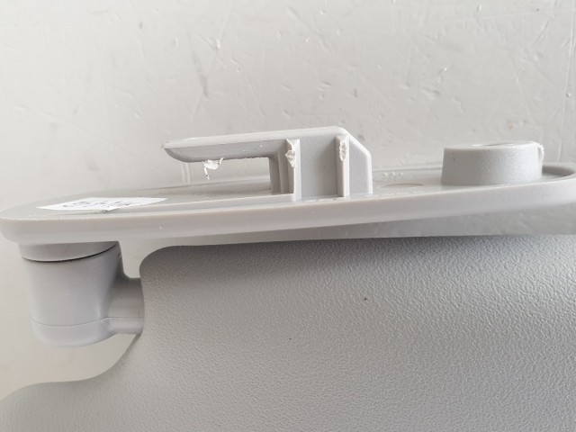 511514 Fiat Grande Punto, Bal Napellenző. Tükörrel Szerelt.