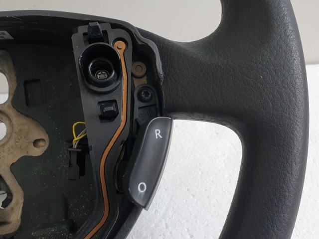 511516 Renault Clio 3, 2008, Tempomatos Kormány, 8200344080.