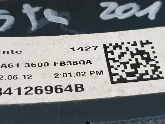 511527 Ford Fiesta 2012, Bőrkormány, Multikormány, Kormány.