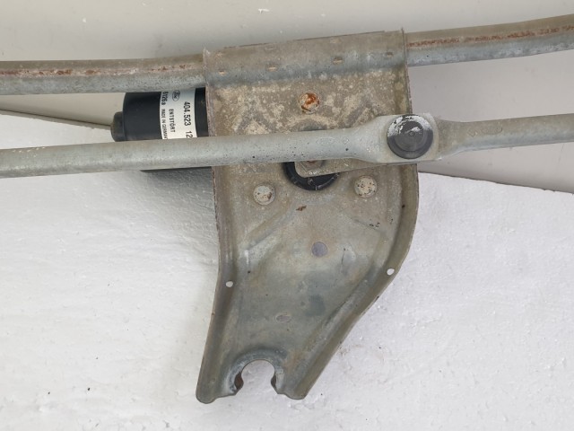 511529 Ford Transit 2005, Első Abaktörlő Szerkezet Motorral.