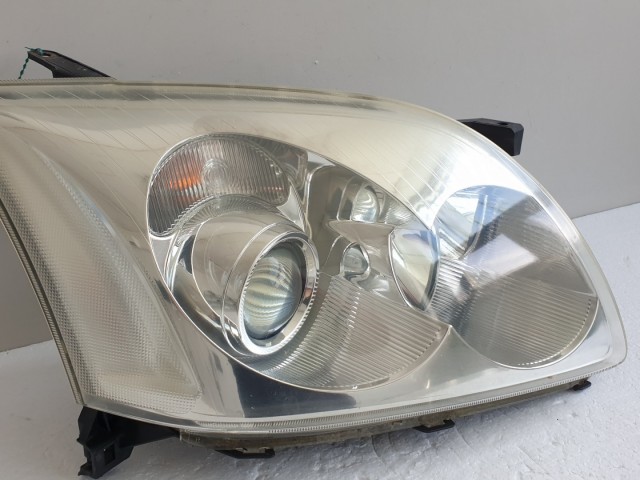 511536 Toyota Avensis 2005, Projektoros Jobb Fényszóró, Lámpa.