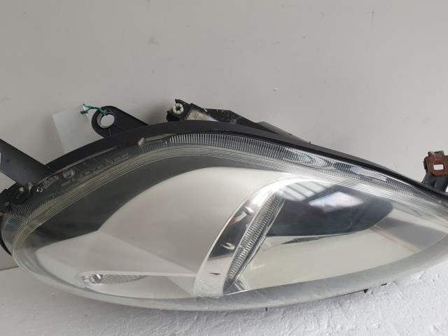 511542 Fiat Punto Evo, 2010, Jobb Első Lámpa Fényszóró.