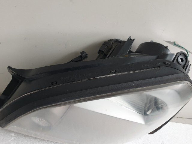 511543 Hyundai Tucson 2006, Bal Első Lámpa Fényszóró.