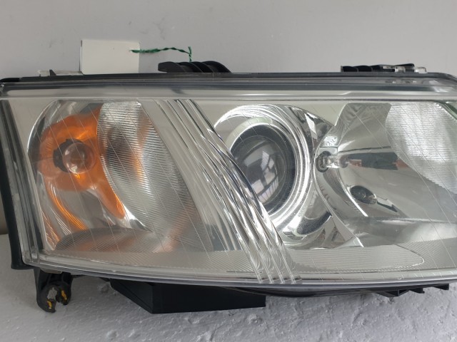 511644 Saab 9.3, 2006, Jobb Projektoros Lámpa, Fényszóró, 15582600RE.