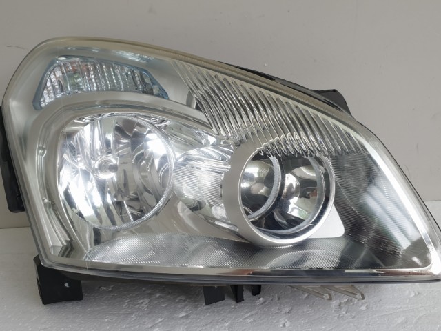 511645 Nissan Qashqai 2007, Jobb Lámpa, Fényszóró, 26010-JD00A