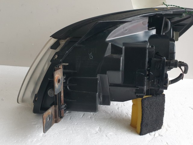 511653 Kia Sportage 2009, Jobb Első Lámpa Fényszóró, 92102-030R.