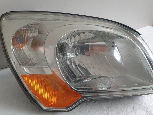511653 Kia Sportage 2009, Jobb Első Lámpa Fényszóró, 92102-030R.