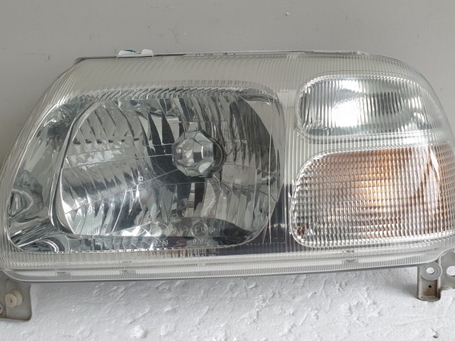 511657 Suzuki Grand Vitara 2002, Bal Első Lámpa, Fényszóró, 100-32078.