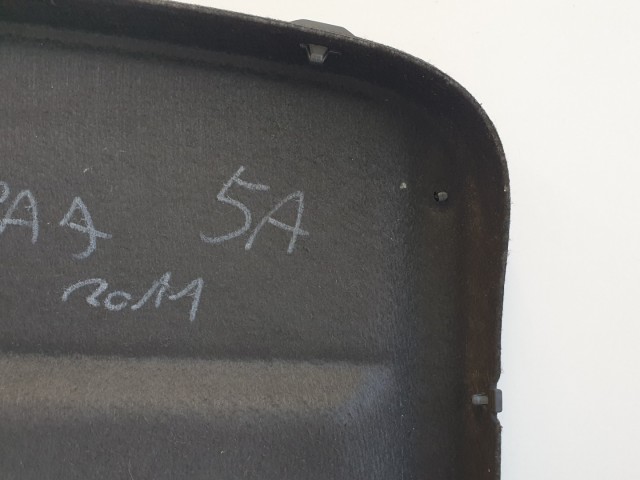 511782 Opel Astra J, 2011, Kalaptartó, 5 Ajtós.