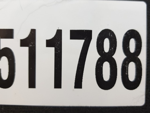 511788 Suzuki SX4, 2009, Kalaptartó, 5 Ajtóshoz.