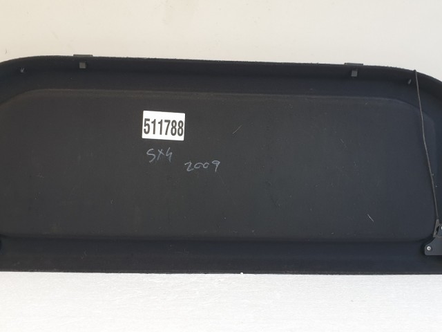 511788 Suzuki SX4, 2009, Kalaptartó, 5 Ajtóshoz.