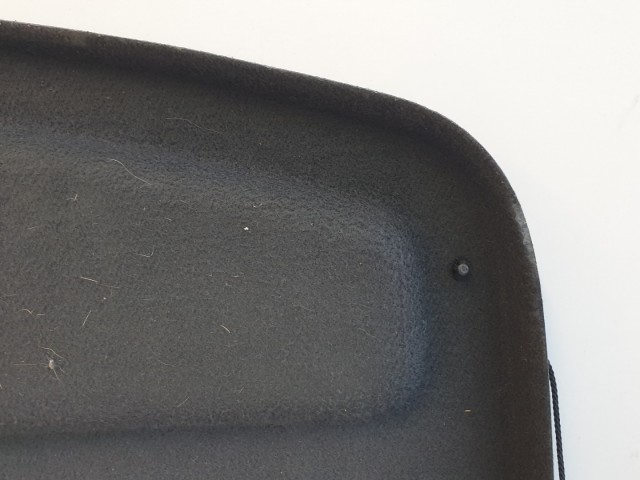 511790 Renault Clio 3, 2009, Kalaptartó, 5 Ajtóshoz.