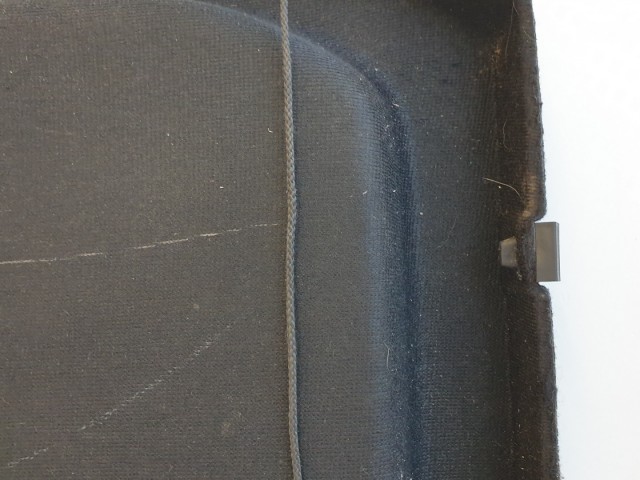 511793 Suzuki SX4, 2008, Kalaptartó, 5 Ajtóshoz.
