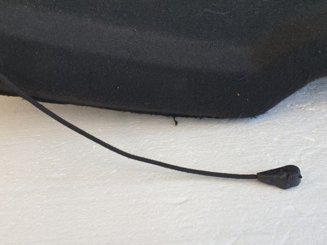 511802 Peugeot 208, 2012, Kalaptartó. 
