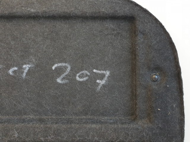 511804 Peugeot 207, Kalaptartó.  5 Ajtóshoz.