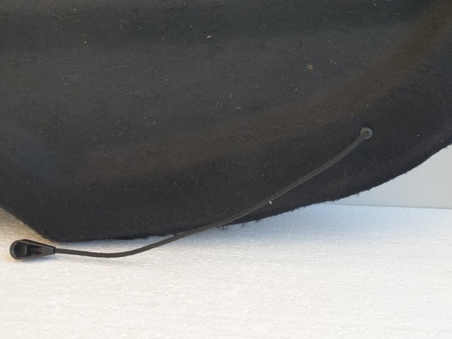 511806 Peugeot 208, 2011, Kalaptartó.