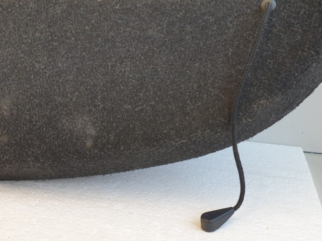 511817 Nissan Qashqai 2008, Kalaptartó, 