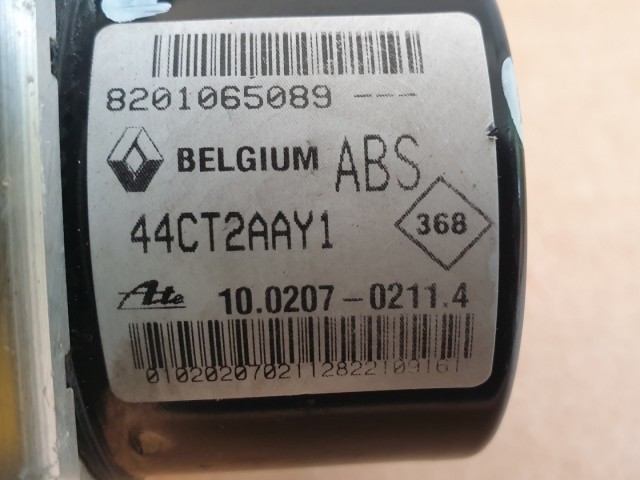 511550 Renault Twingo 2013, ABS Kocka, 8201065089.