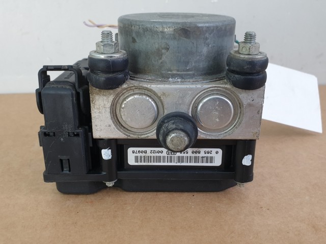 511554 Renault Modus 2008, ABS Kocka, 8200747138.