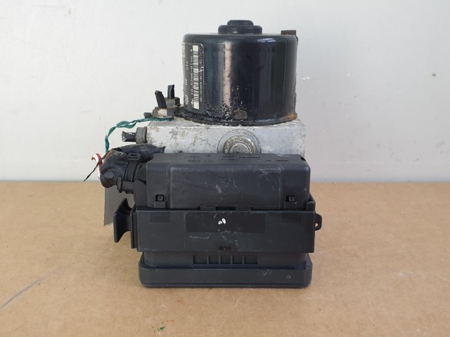 511563 VW Golf 5, 2005, ABS Kocka, 1K0614517H.