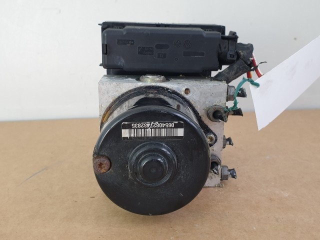 511563 VW Golf 5, 2005, ABS Kocka, 1K0614517H.